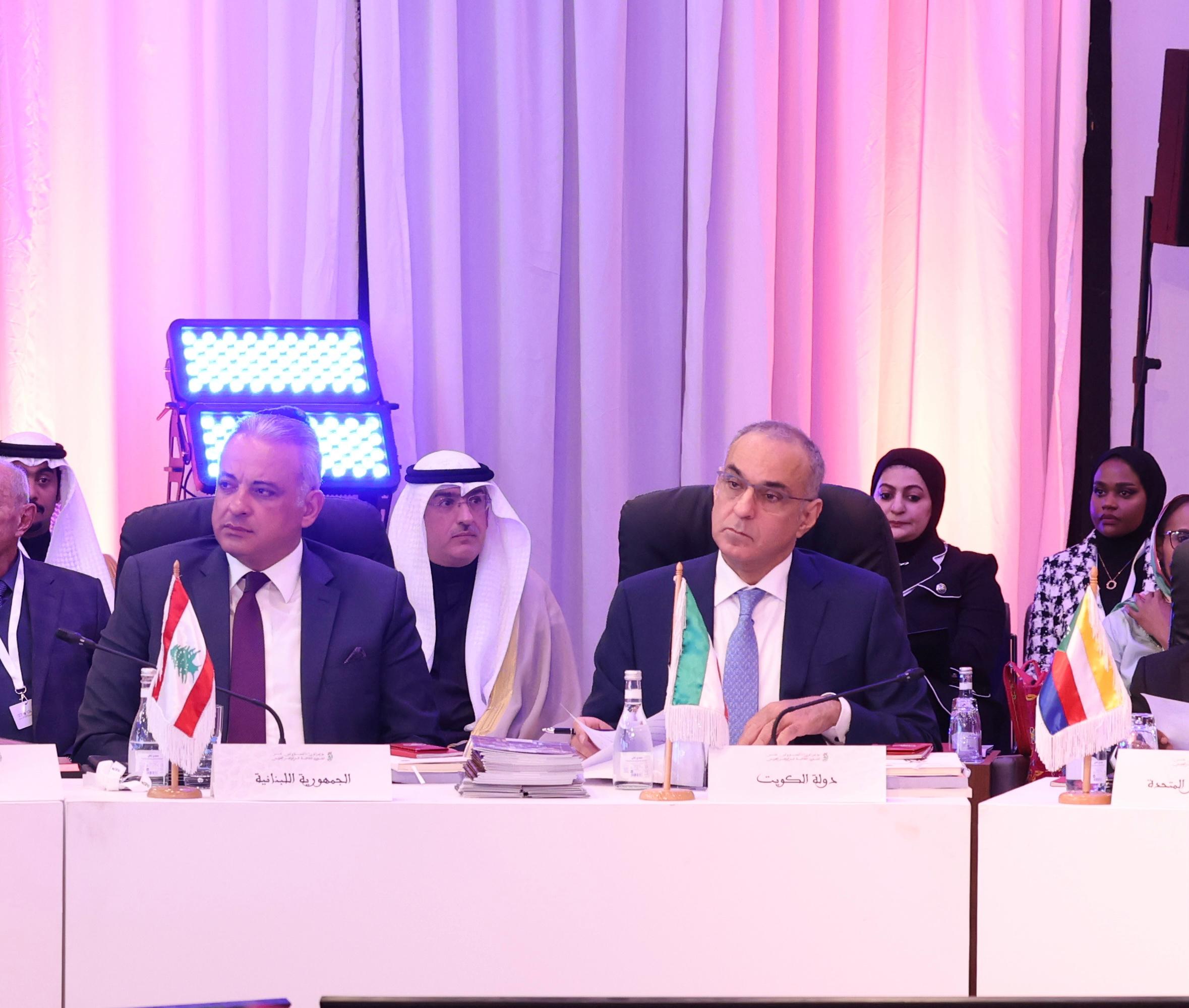  د. الجسار: نسعى جاهدين أن تكون استضافة الكويت عاصمة للثقافة العربية لعام 2025 مميزة وثرية 